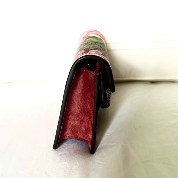 Authentic GG Supreme Monogram Blooms Super Mini Dionysus Bag  Multicolor - Picture 5 of 9